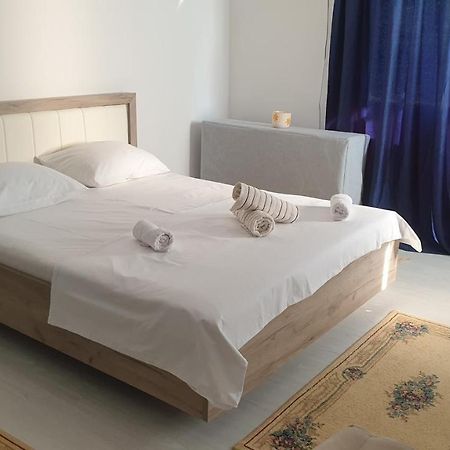 Apartman Sava Ni Extérieur photo