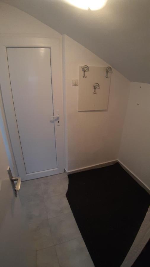 Apartman Sava Ni Extérieur photo